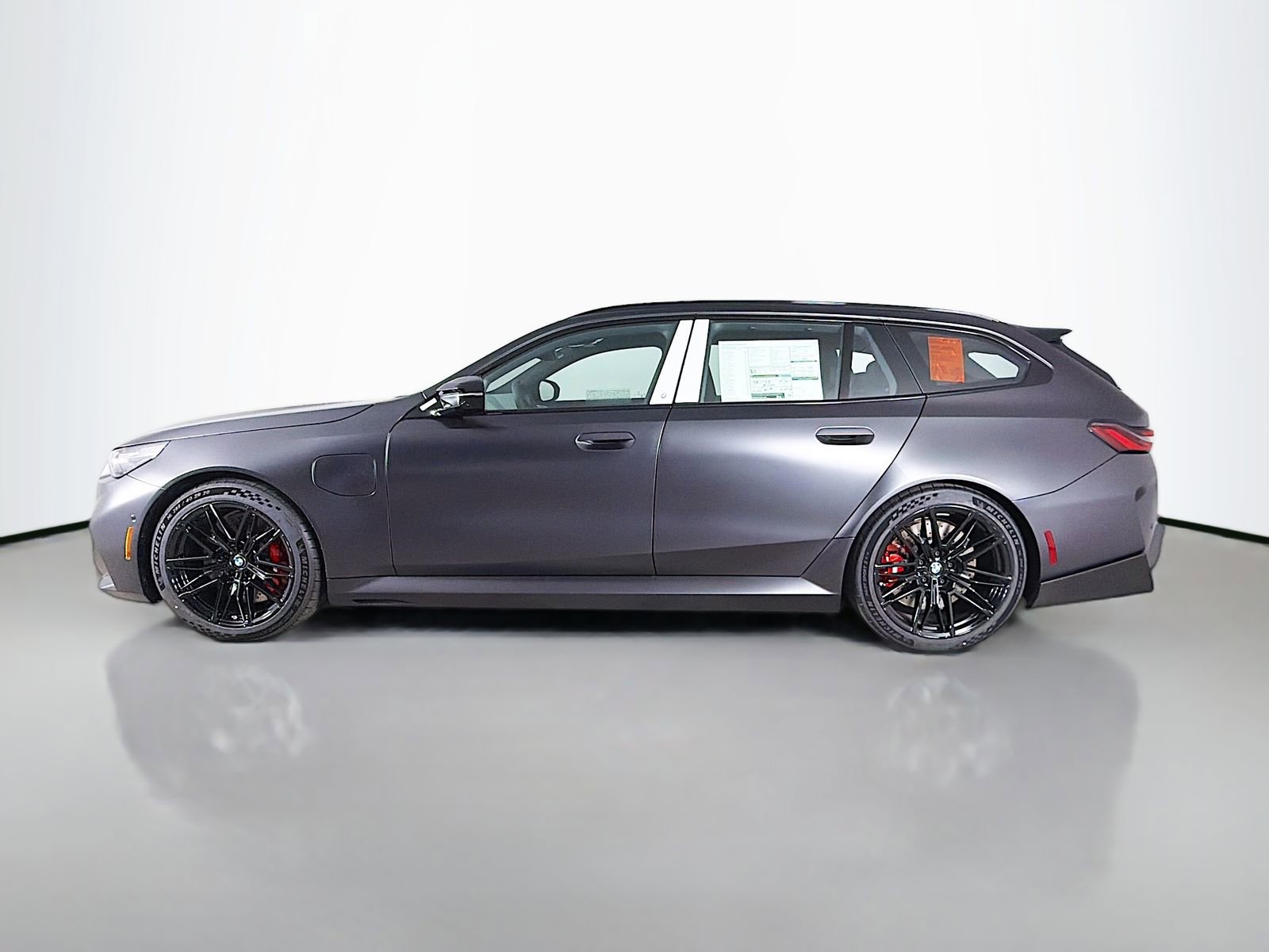 New 2027 BMW M5 Touring AWD/4WD image 4