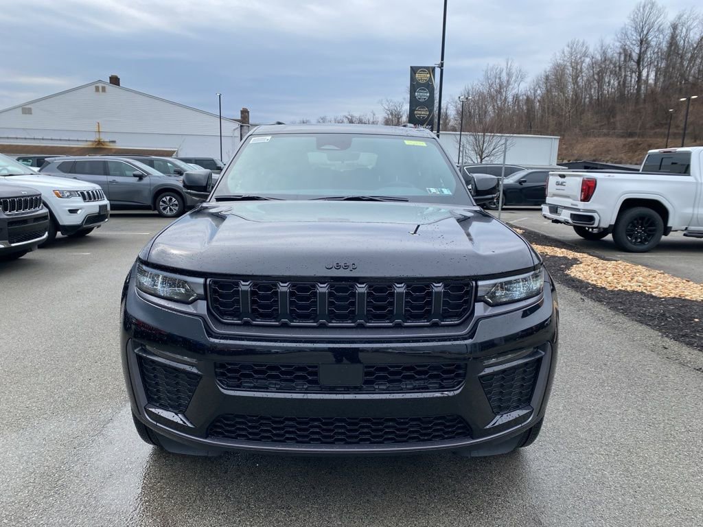 New 2026 Jeep Grand Cherokee L Limited w/ Limited Altitude Package AWD/4WD image 6