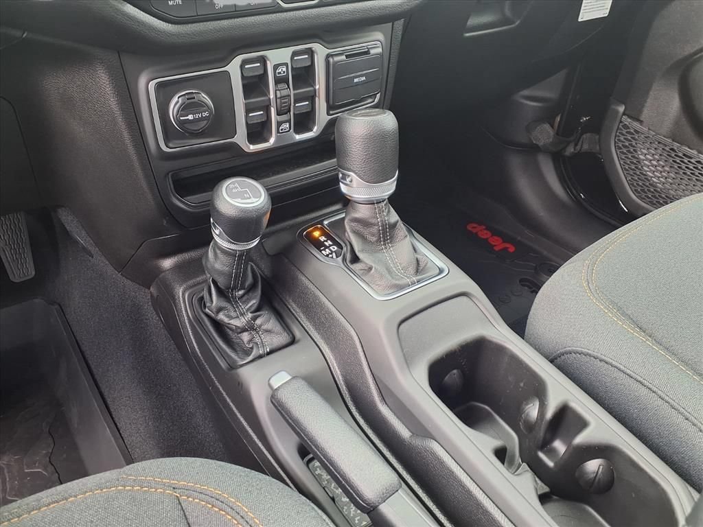 New 2026 Jeep Gladiator Sport AWD/4WD image 12