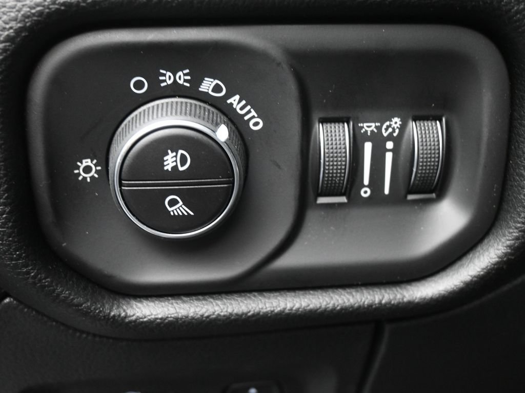 New 2026 RAM 1500 Laramie AWD/4WD image 20