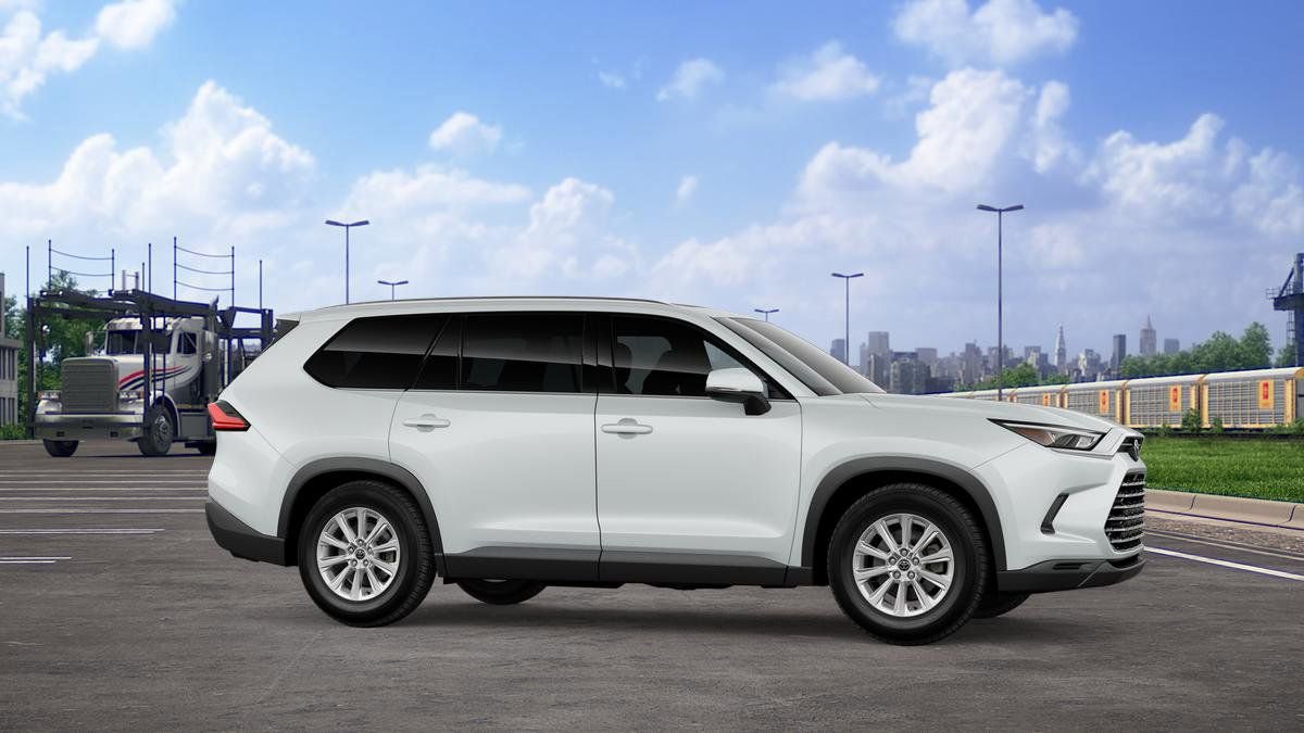 New 2026 Toyota Grand Highlander image 13