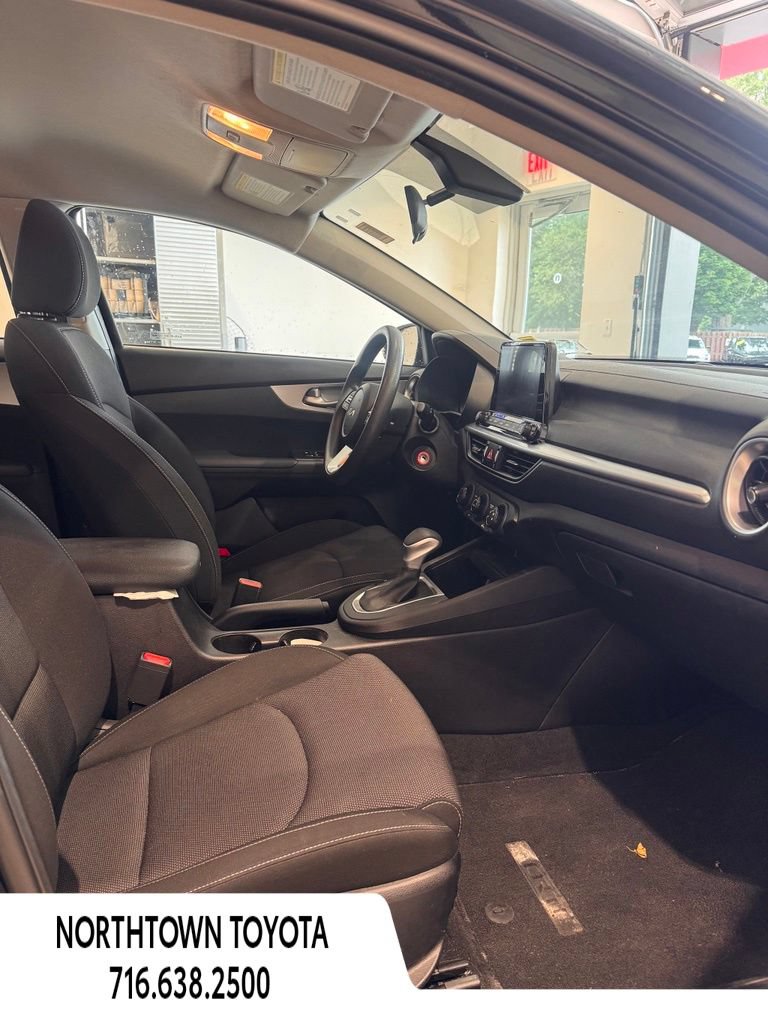 Used 2023 Kia Forte LXS FWD image 26