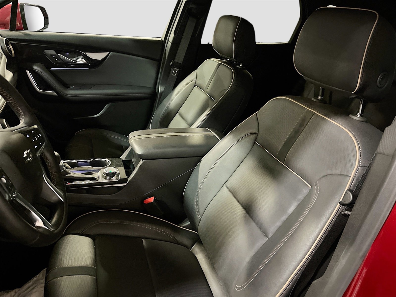 Used 2025 Chevrolet Blazer Premier w/ Driver Confidence II Package image 22