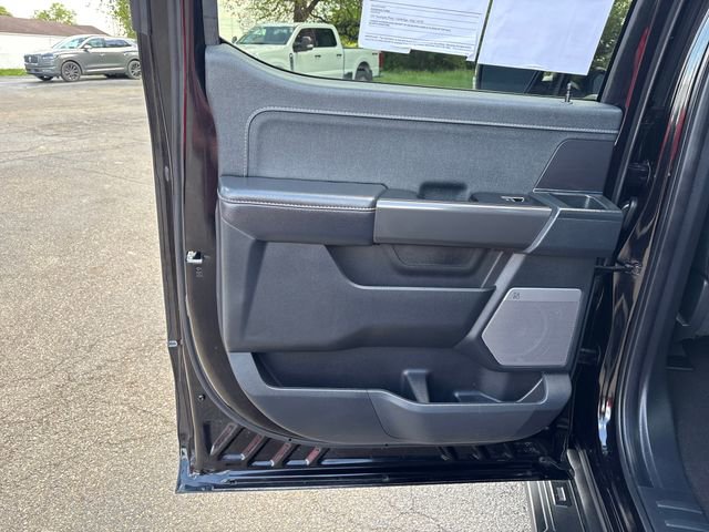 Used 2025 Ford F150 Lariat AWD/4WD image 18
