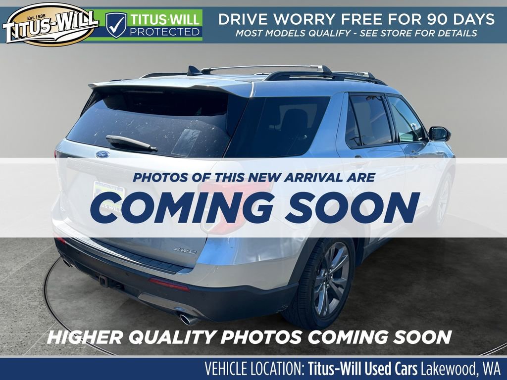 Used 2022 Ford Explorer XLT w/ Equipment Group 202A AWD/4WD image 5