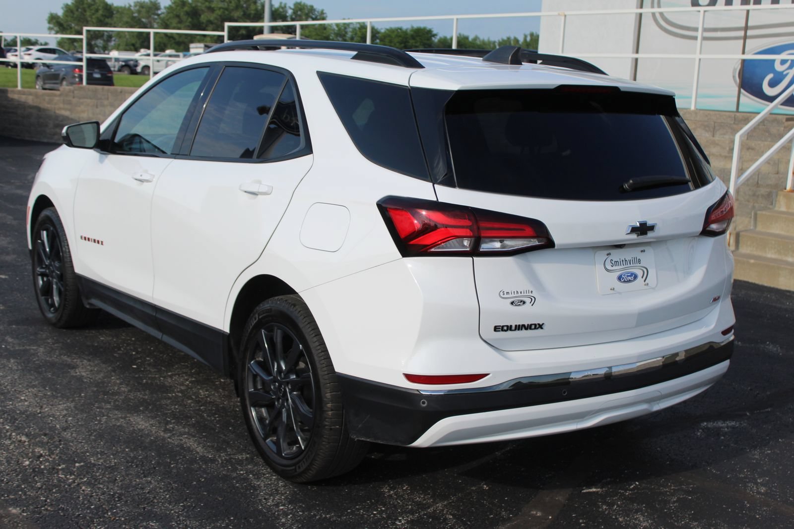 Used 2022 Chevrolet Equinox RS w/ RS Leather Package FWD image 5