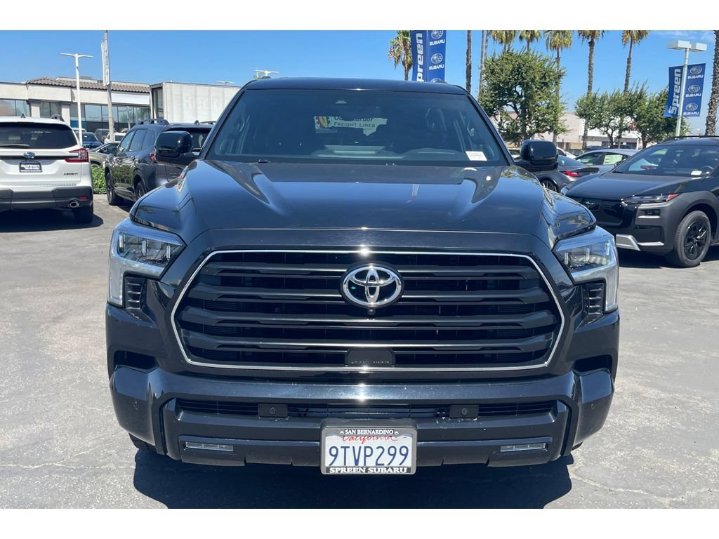Used 2025 Toyota Sequoia Limited w/ Tow Technology Package AWD/4WD image 9