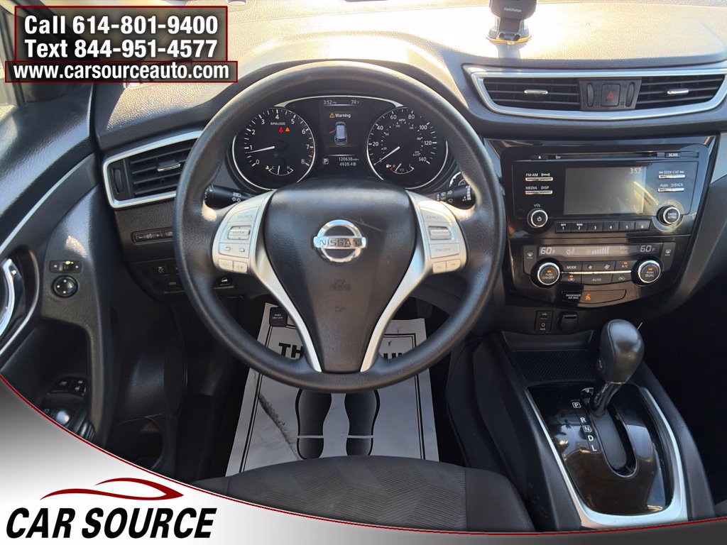Used 2016 Nissan Rogue SV AWD/4WD image 11