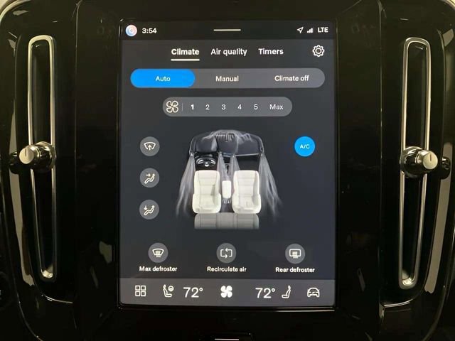 Used 2025 Volvo XC40 B5 Plus image 47