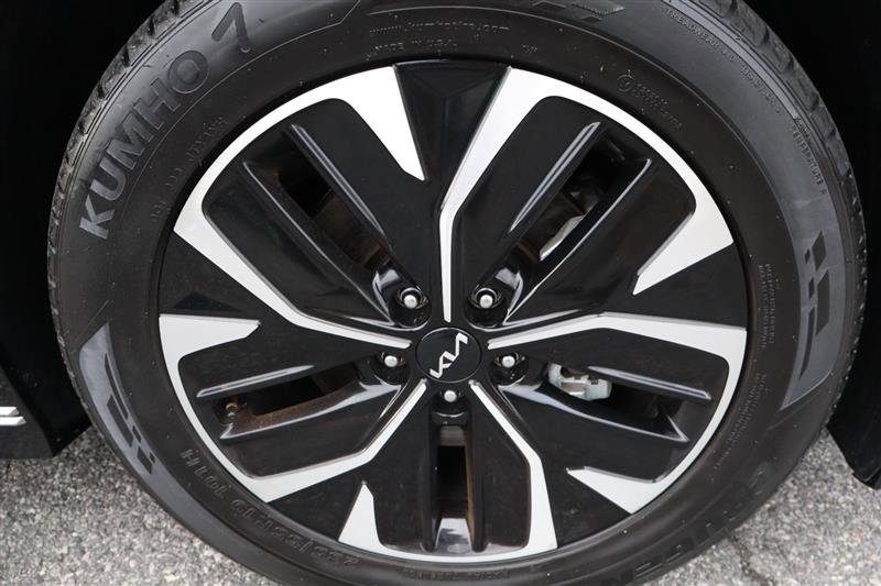 Used 2023 Kia EV6 Wind image 31