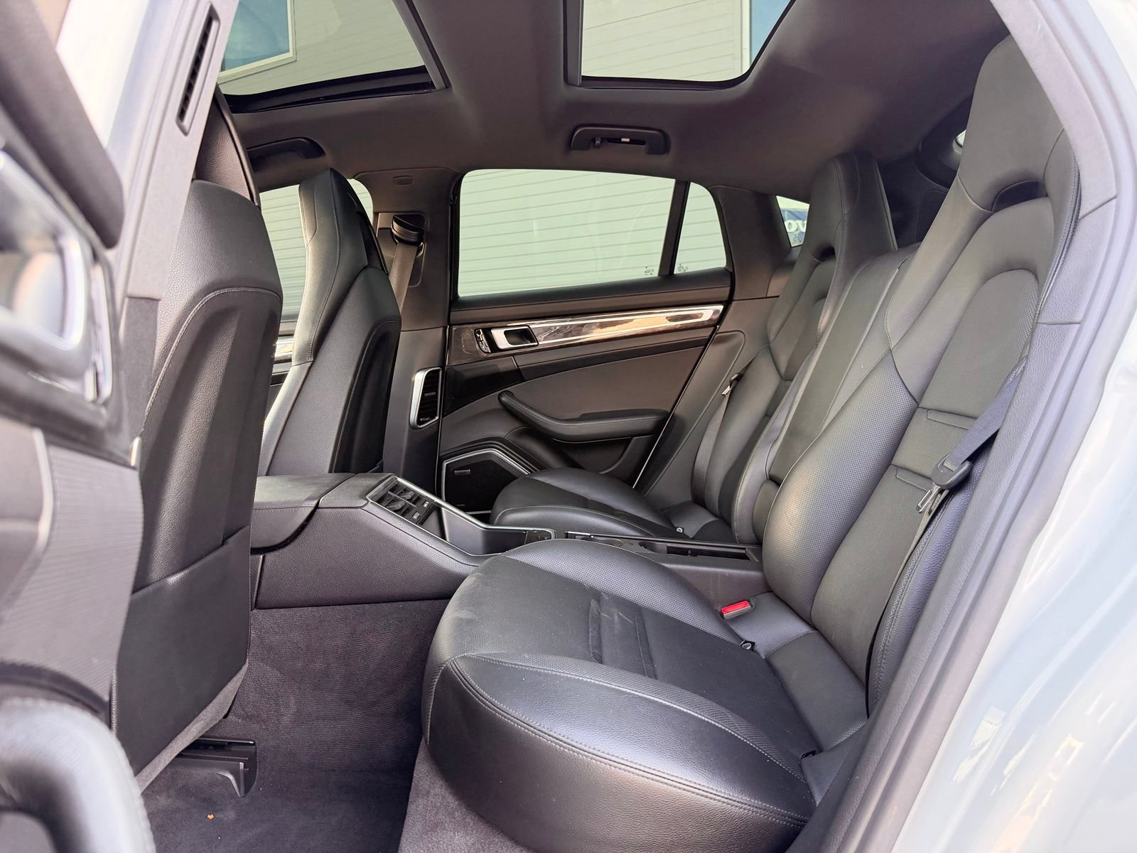 Used 2018 Porsche Panamera w/ Premium Package Plus RWD image 19