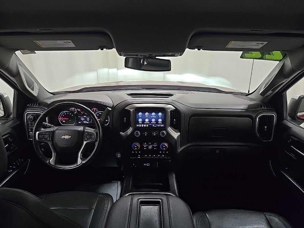 Used 2022 Chevrolet Silverado 1500 LTZ AWD/4WD image 5