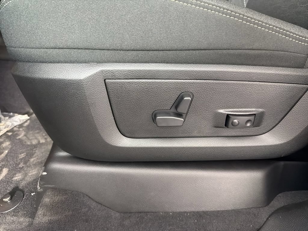 New 2026 RAM 2500 Big Horn AWD/4WD image 24