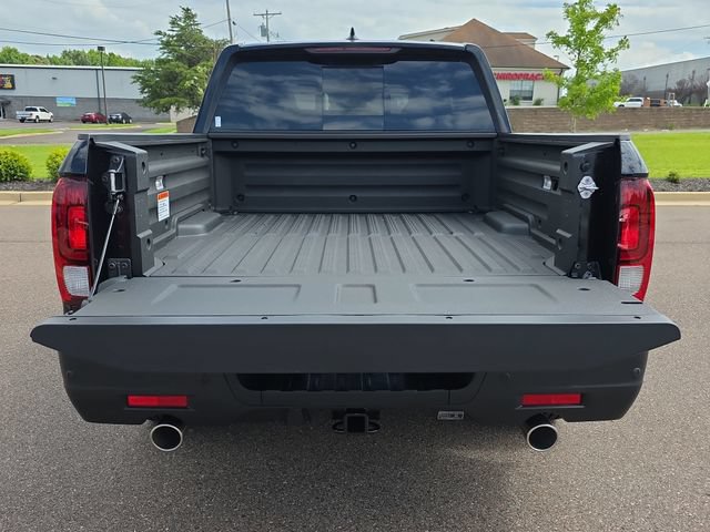 New 2026 Honda Ridgeline Black Edition image 4