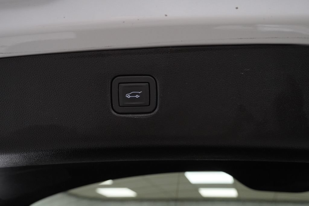 Used 2024 Chevrolet Blazer RS w/ Driver Confidence II Package AWD/4WD image 28
