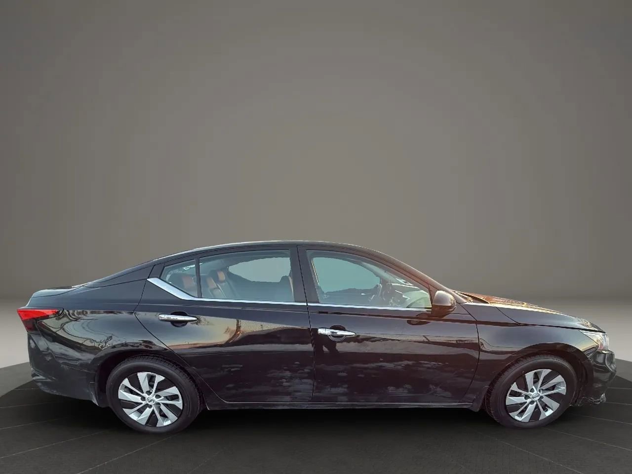 Used 2021 Nissan Altima 2.5 S FWD image 4