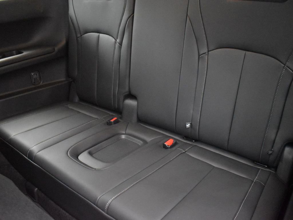 Used 2025 INFINITI QX60 Sensory AWD/4WD image 19