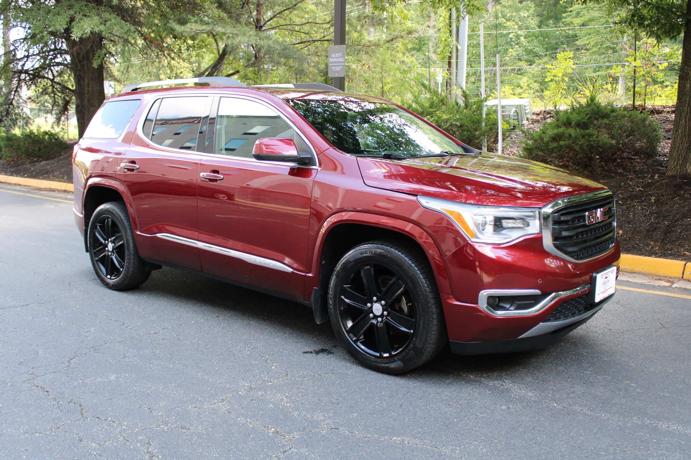 Used 2018 GMC Acadia Denali w/ LPO, Protection Package AWD/4WD image 33