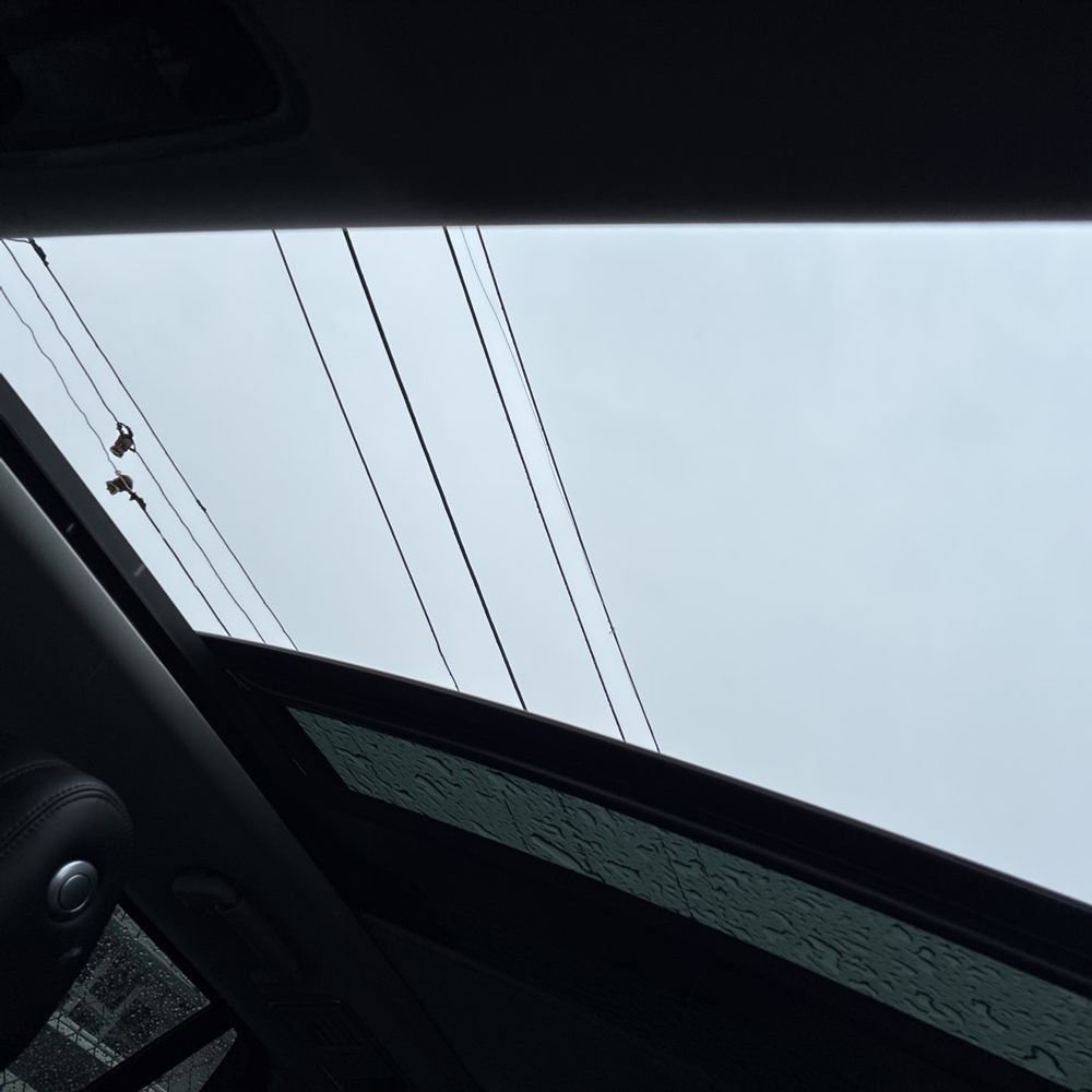 Used 2015 Land Rover Range Rover Supercharged image 12