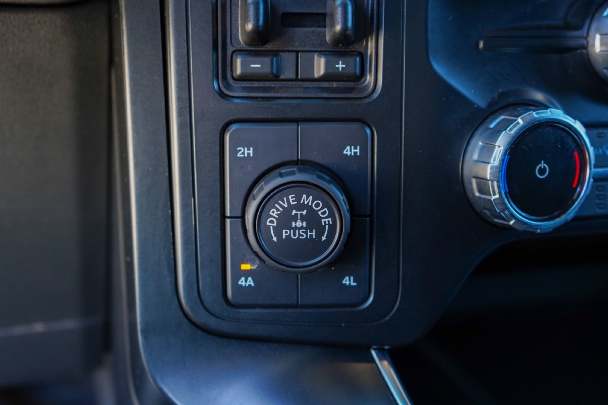 Used 2023 Ford F150 Raptor image 23