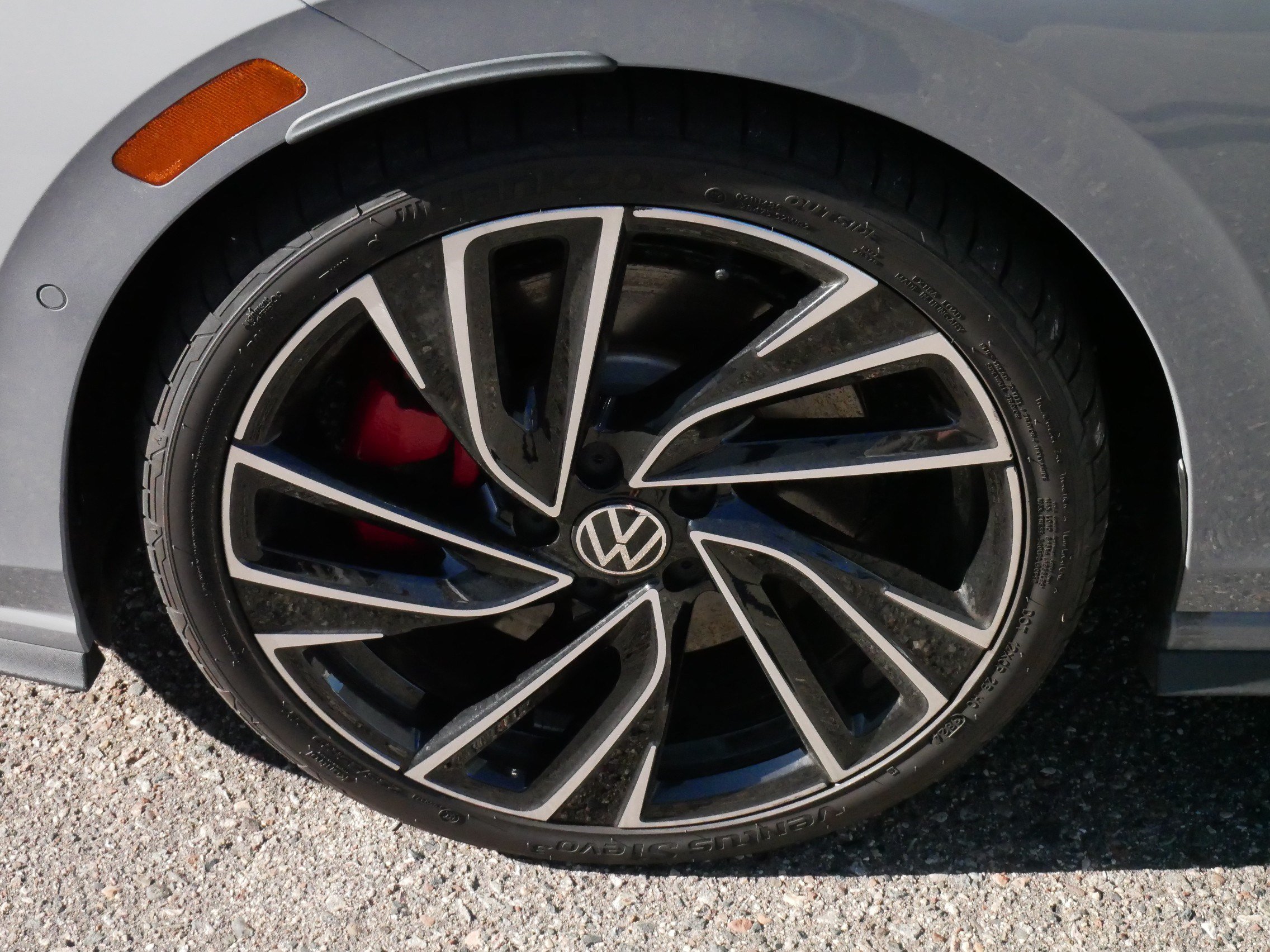 Certified 2024 Volkswagen GTI Autobahn FWD image 15