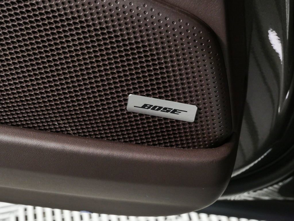 Certified 2025 Porsche Panamera 4 AWD/4WD image 7