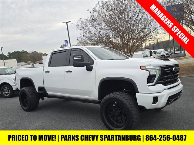 Used 2024 Chevrolet Silverado 2500 LTZ w/ LTZ Plus Package image 2