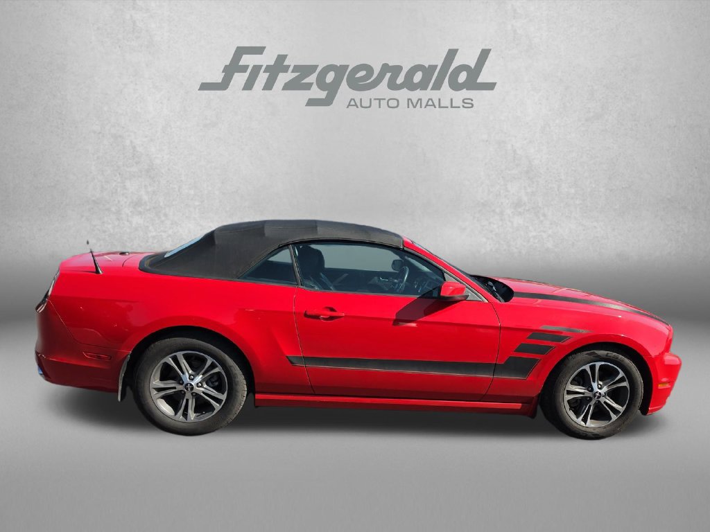Used 2014 Ford Mustang Premium w/ Comfort Package RWD image 9