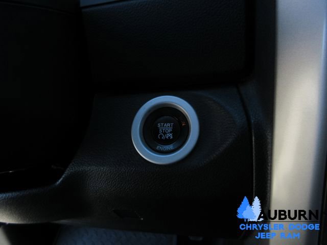 Used 2016 RAM 1500 Laramie w/ Convenience Group image 17