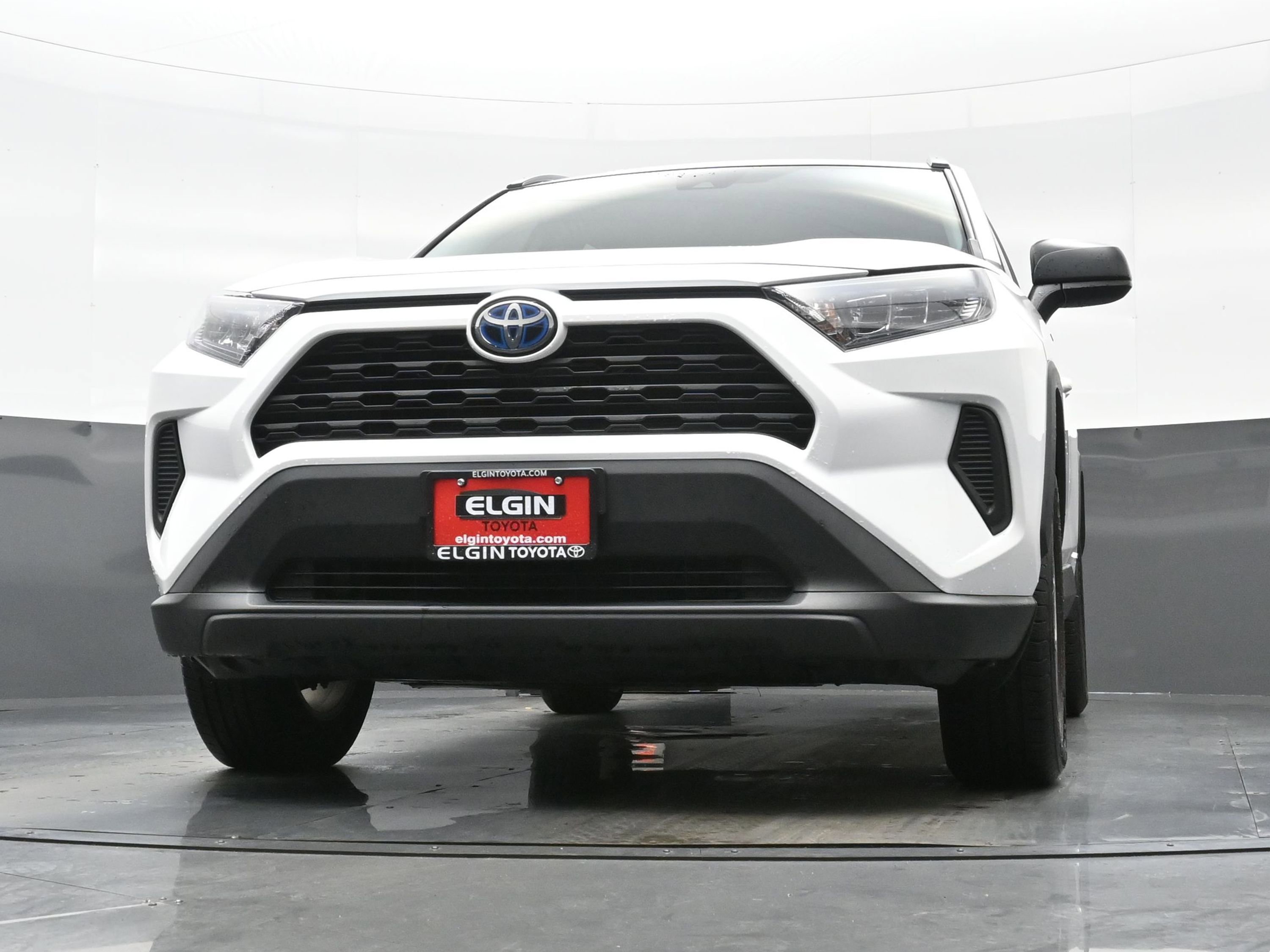 Used 2021 Toyota RAV4 LE AWD/4WD image 25