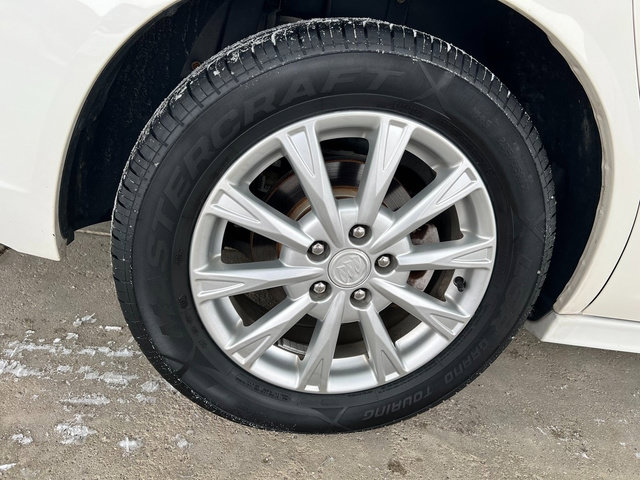 Used 2011 Buick Lucerne CXL FWD image 14