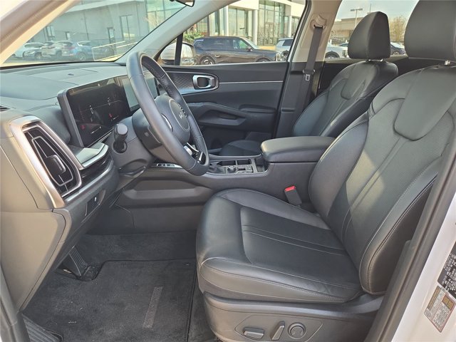 Used 2025 Kia Sorento S w/ Panoramic Sunroof Package FWD image 48