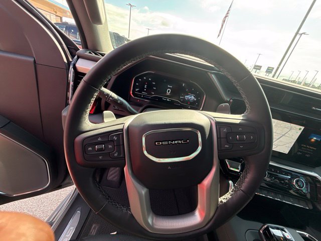 Used 2025 GMC Sierra 1500 Denali w/ Technology Package AWD/4WD image 49