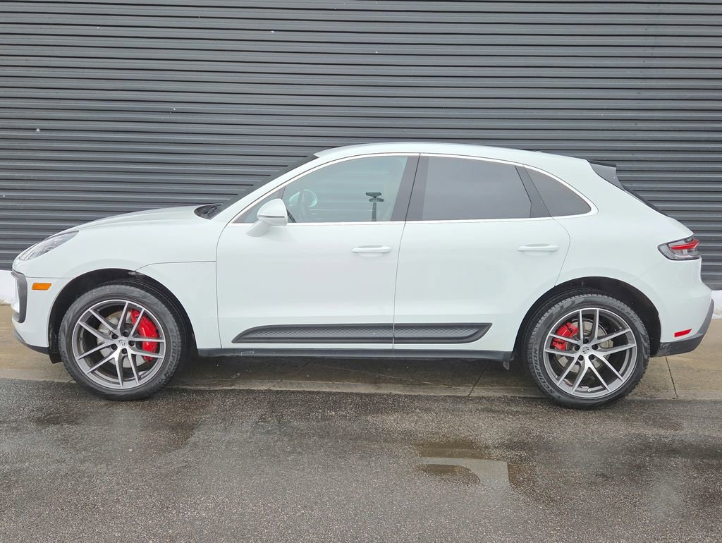 Certified 2023 Porsche Macan S image 2