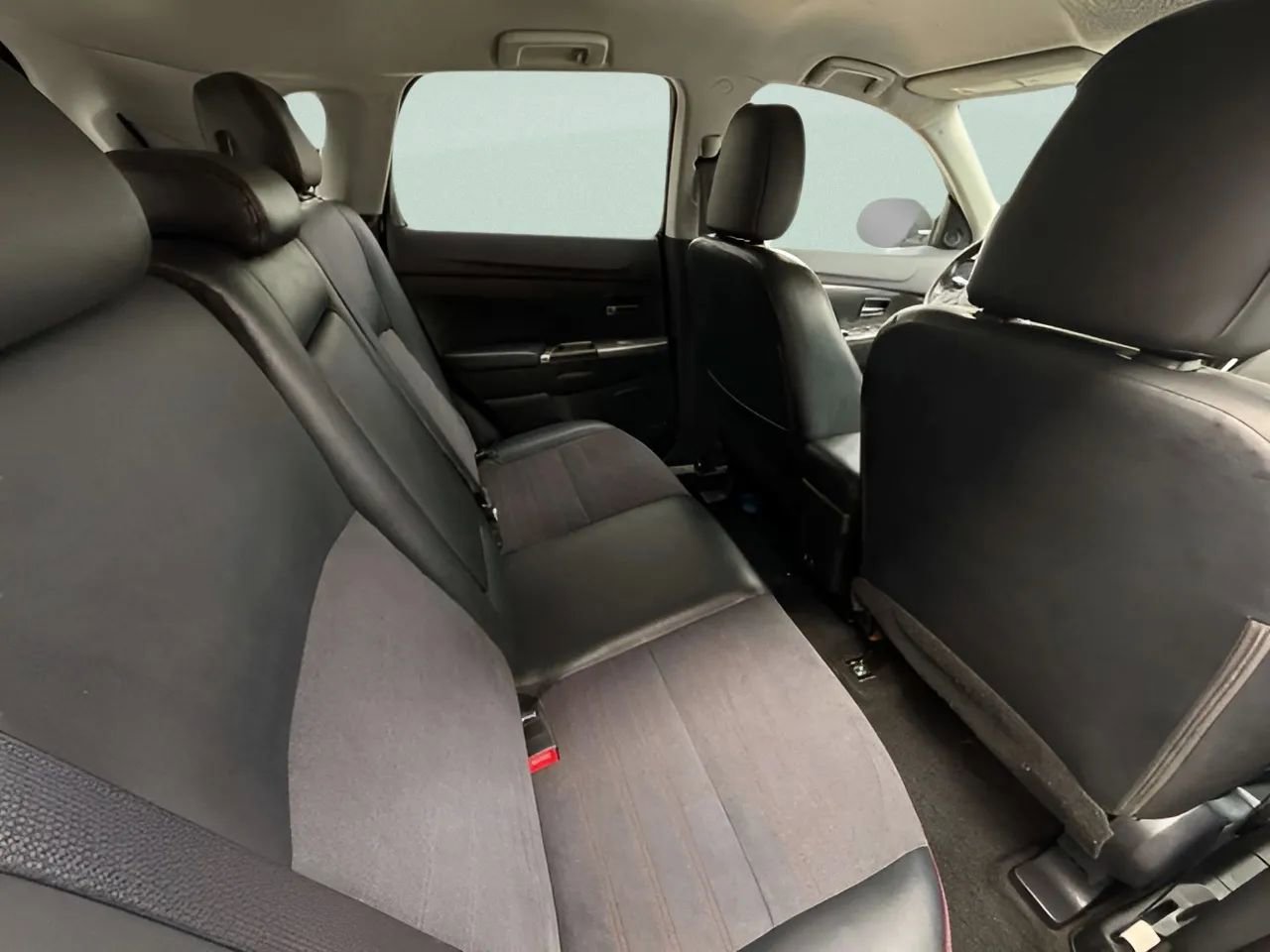 Used 2022 Mitsubishi Outlander Sport SE image 27