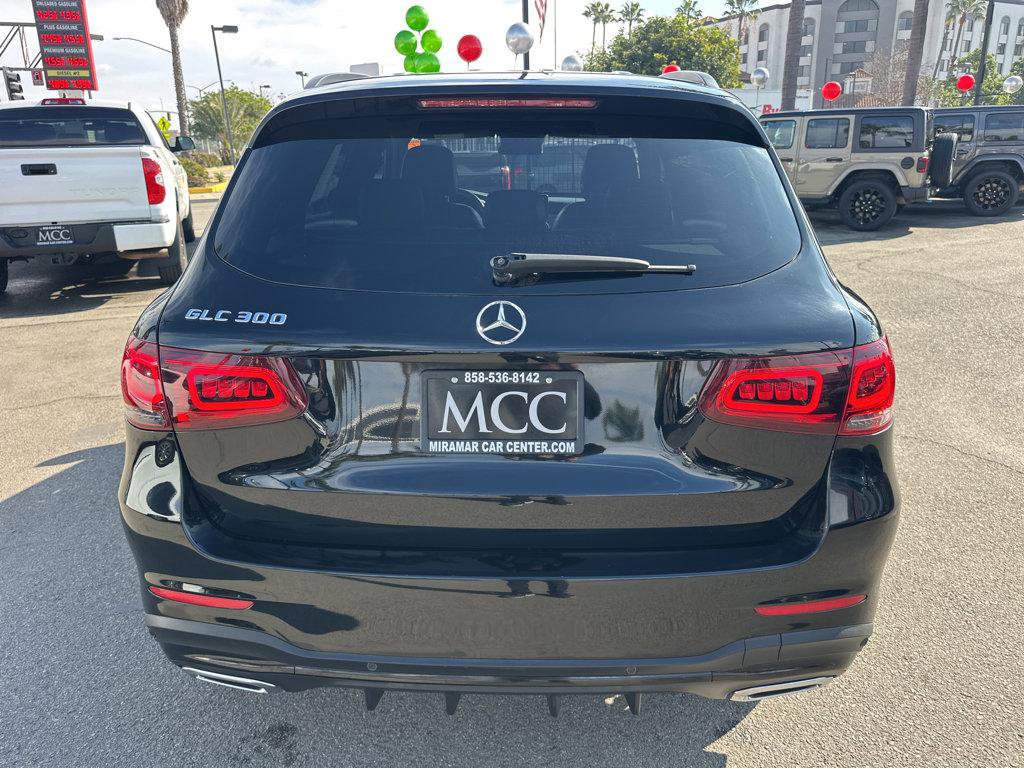 Used 2022 Mercedes-Benz GLC 300 image 12