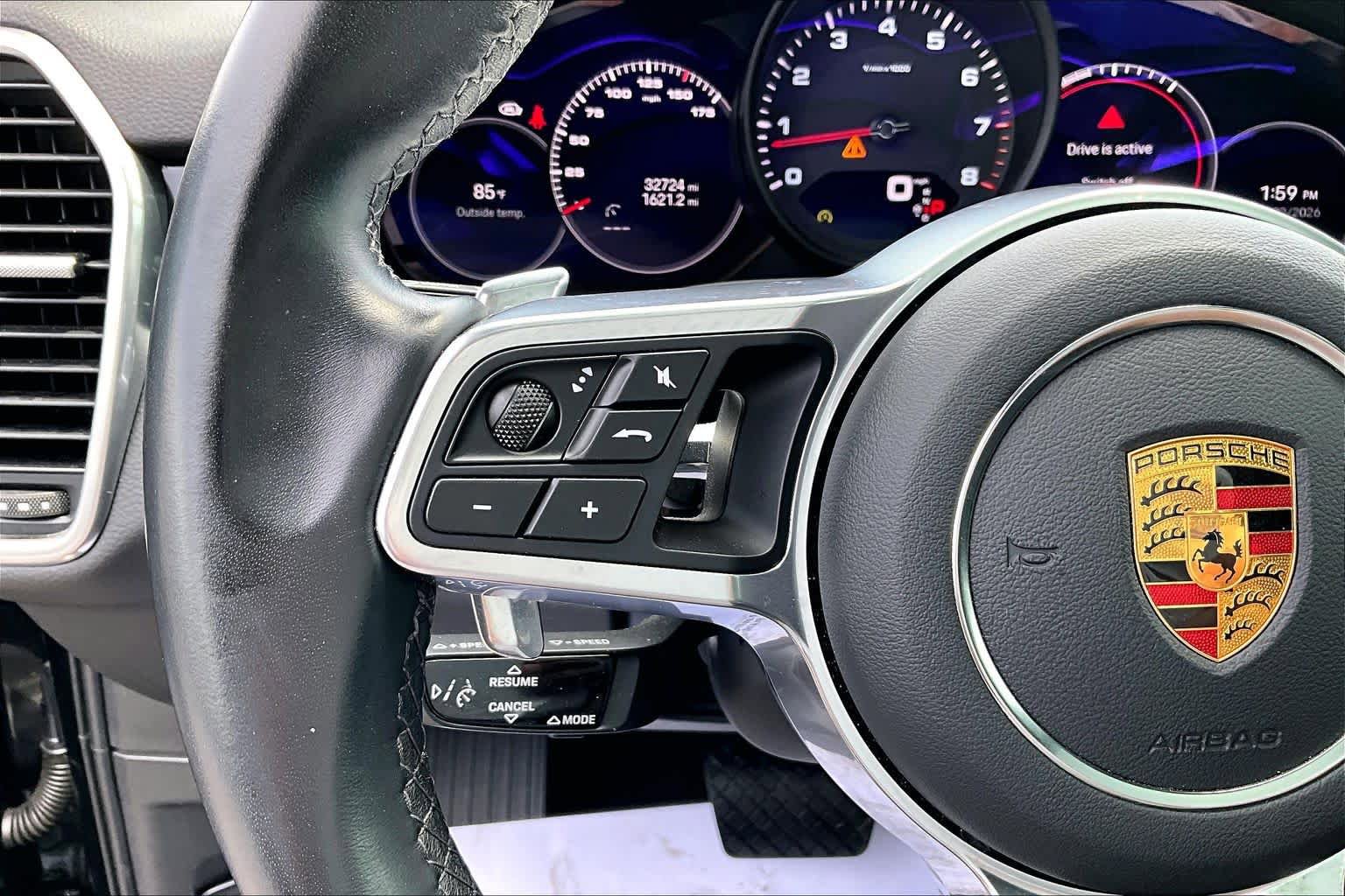 Used 2023 Porsche Cayenne Coupe AWD/4WD image 24