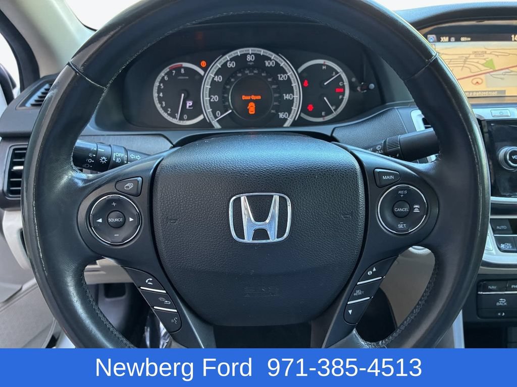 Used 2014 Honda Accord Touring image 14