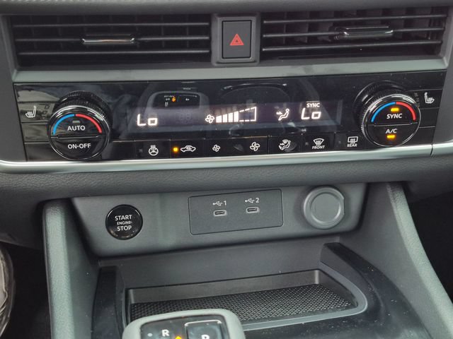 Used 2026 Nissan Rogue Dark Armor FWD image 33