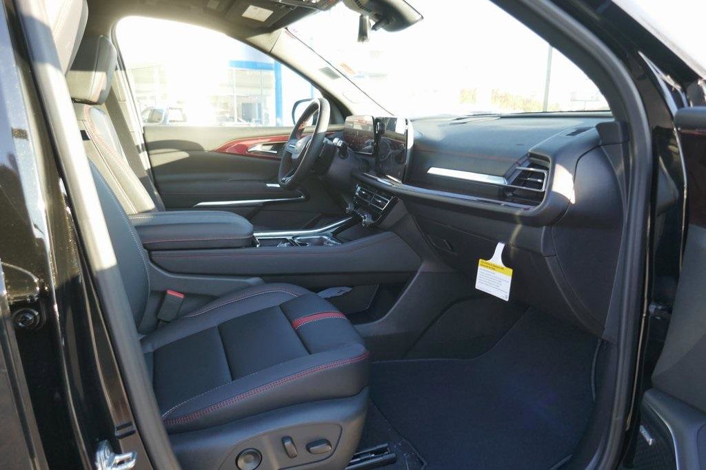 New 2026 Chevrolet Traverse RS image 11