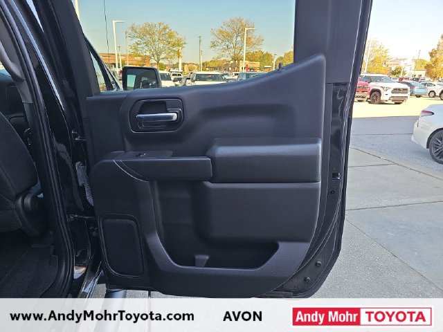 Used 2024 Chevrolet Silverado 1500 Custom w/ Turbomax Blackout Package AWD/4WD image 30