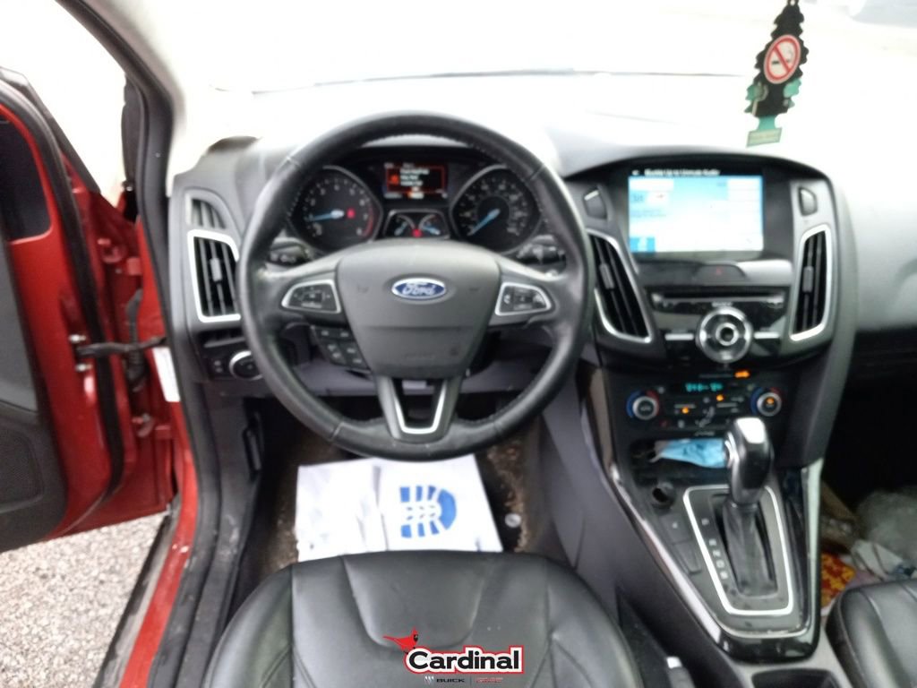 Used 2018 Ford Focus Titanium w/ Titanium Technology Package image 22