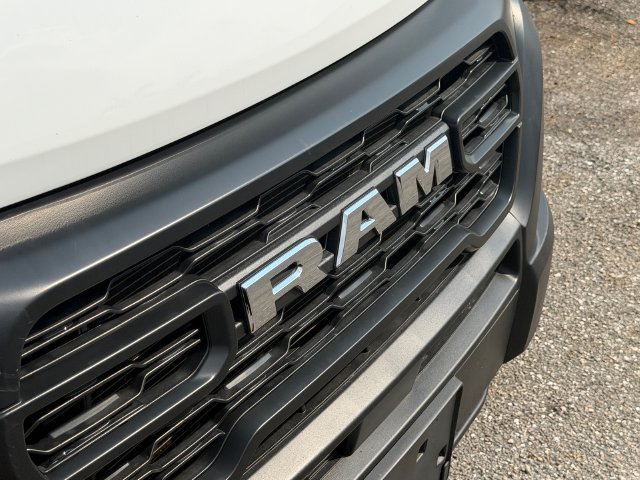 Used 2025 RAM ProMaster 2500 w/ Convenience Group FWD image 16