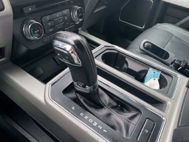 Used 2015 Ford F150 Lariat w/ Equipment Group 502A Luxury AWD/4WD image 15