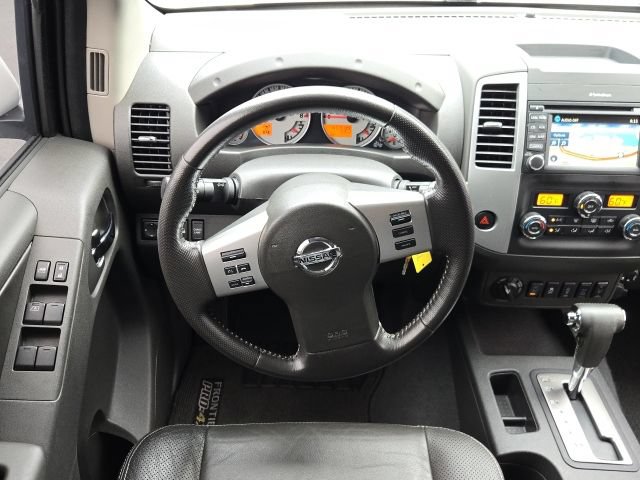 Used 2018 Nissan Frontier PRO-4X w/ Pro-4x Luxury Package AWD/4WD image 2