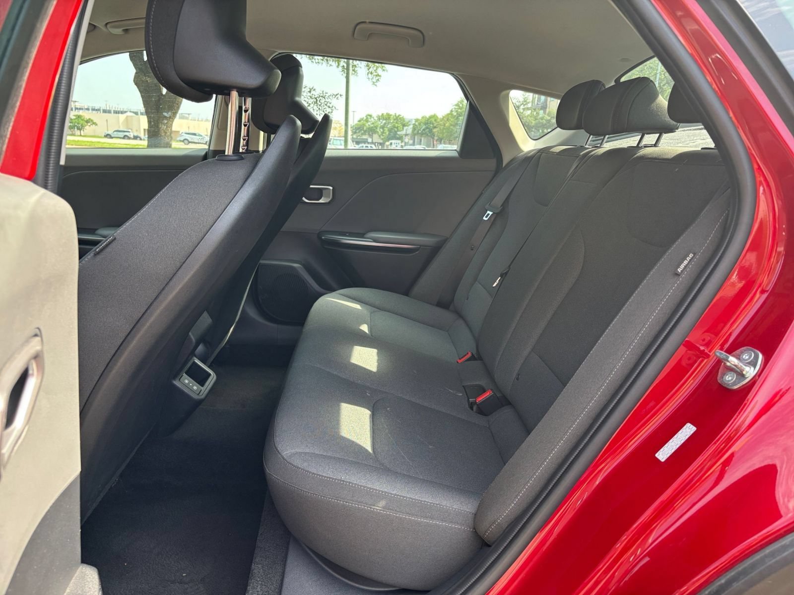 Used 2025 Kia K4 FWD image 21