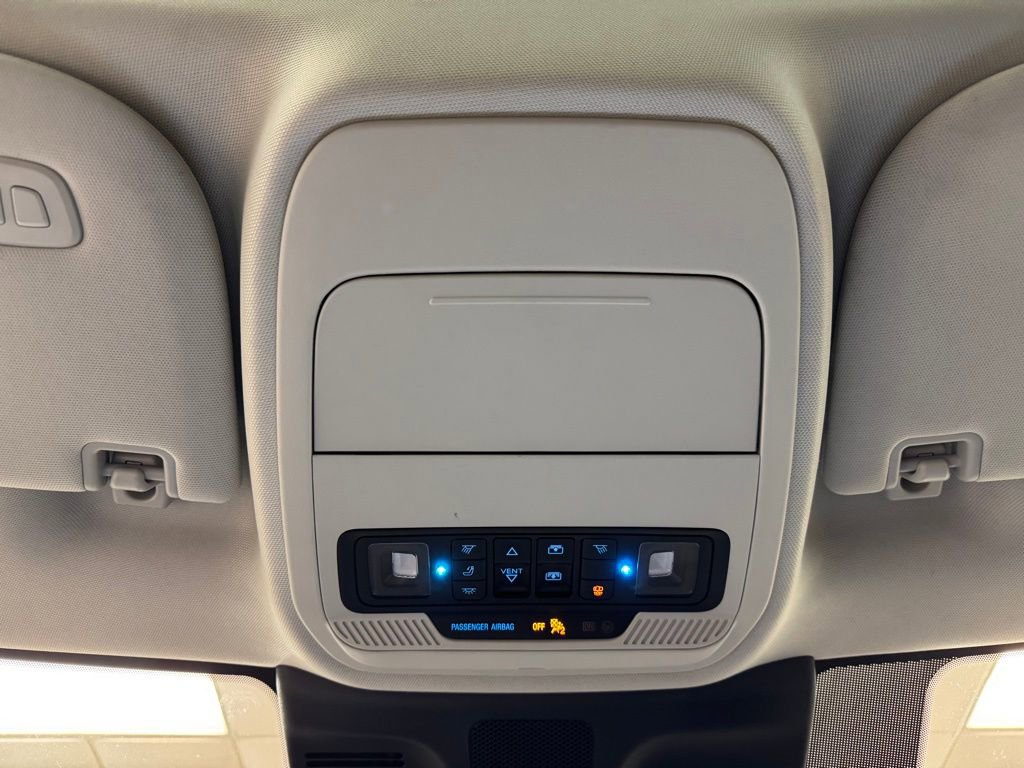 Used 2025 Ford Expedition Max Platinum image 44