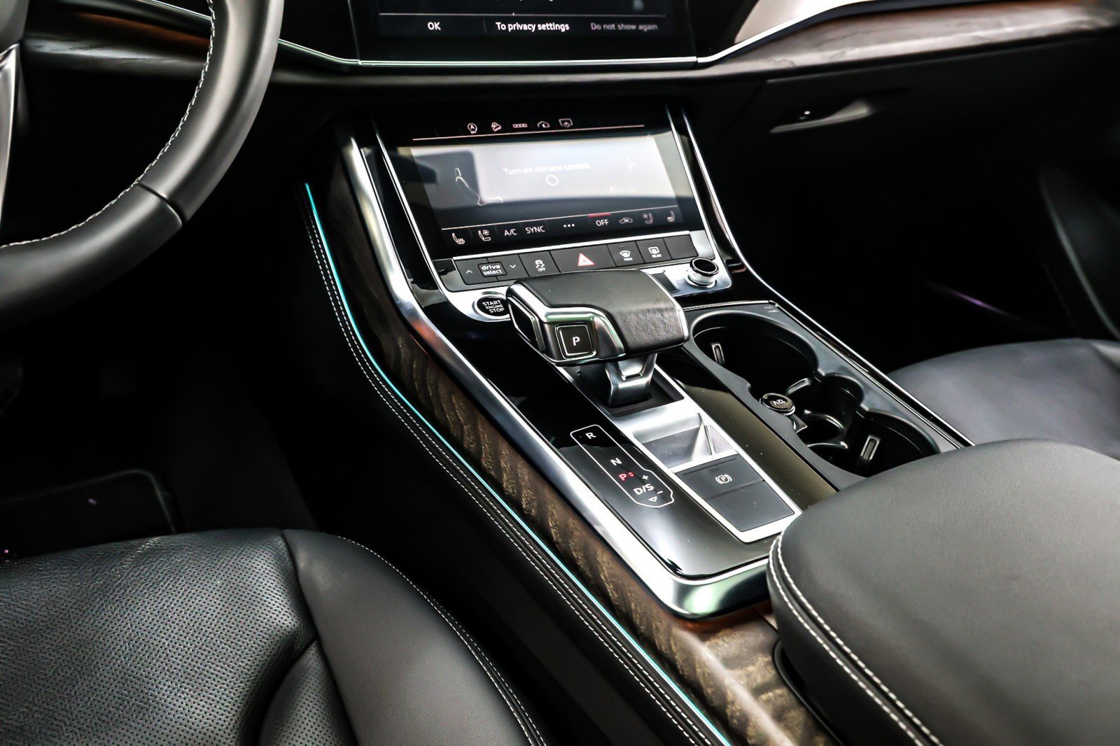 Used 2023 Audi Q8 Premium Plus w/ Premium Plus Package image 7