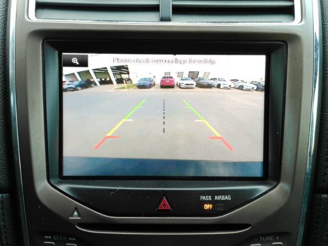 Used 2013 Lincoln MKX FWD image 8