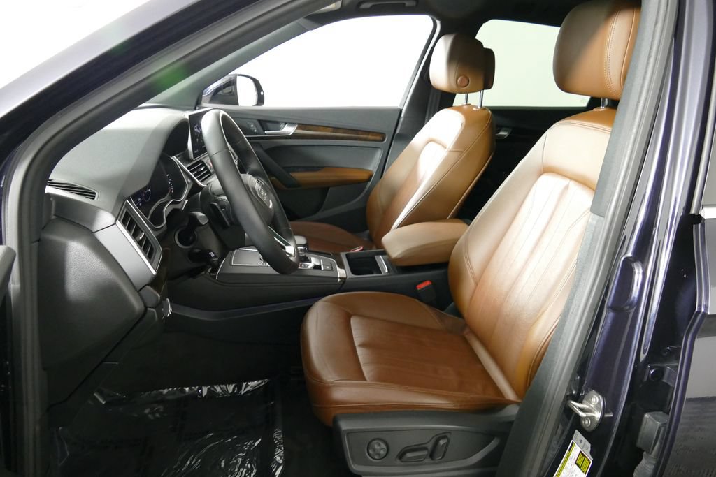 Used 2019 Audi Q5 Premium w/ Premium Plus Package AWD/4WD image 10